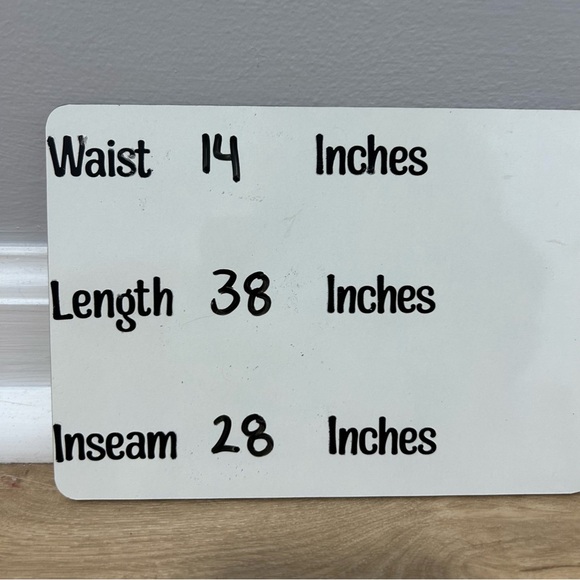 Levi's 501 High Rise Black Ripped Distressed Straight Jean Women’s Size 28” - Picture 4 of 7